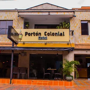 Porton Colonial Medellín
