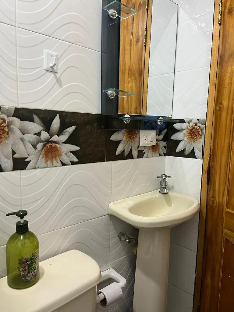 בית הארחה מדיין Pacifica Hostel